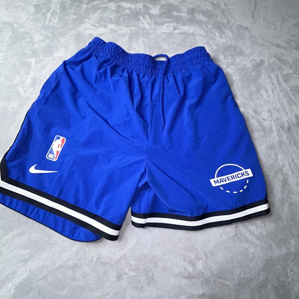 Dallas Mavericks Nike NBA Authentics Practice Shorts Men's Blue Used XL tall